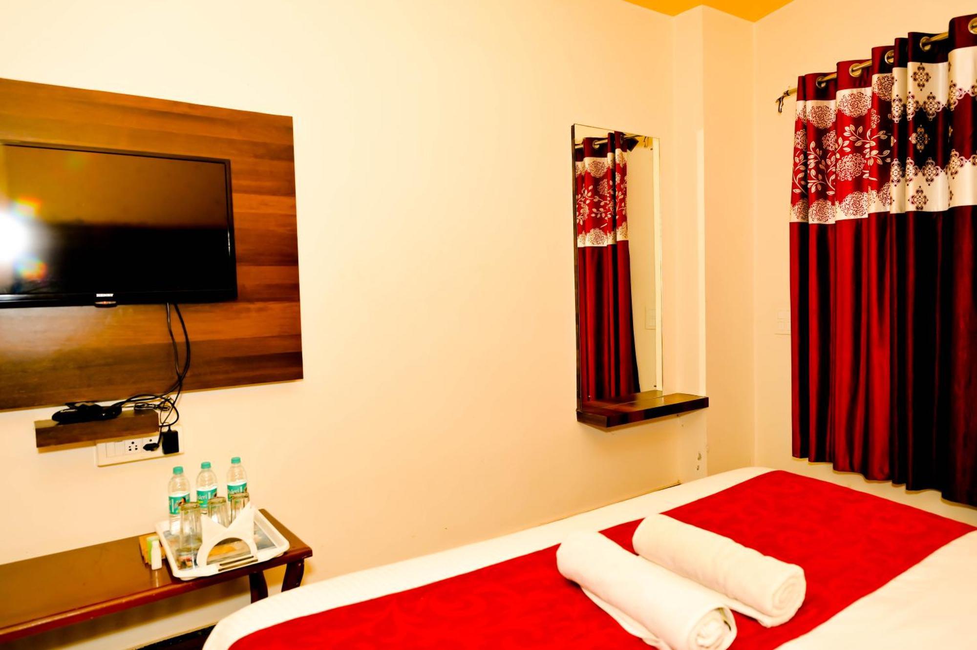 Hotel Townhouse Mk Chikmagalūr Esterno foto