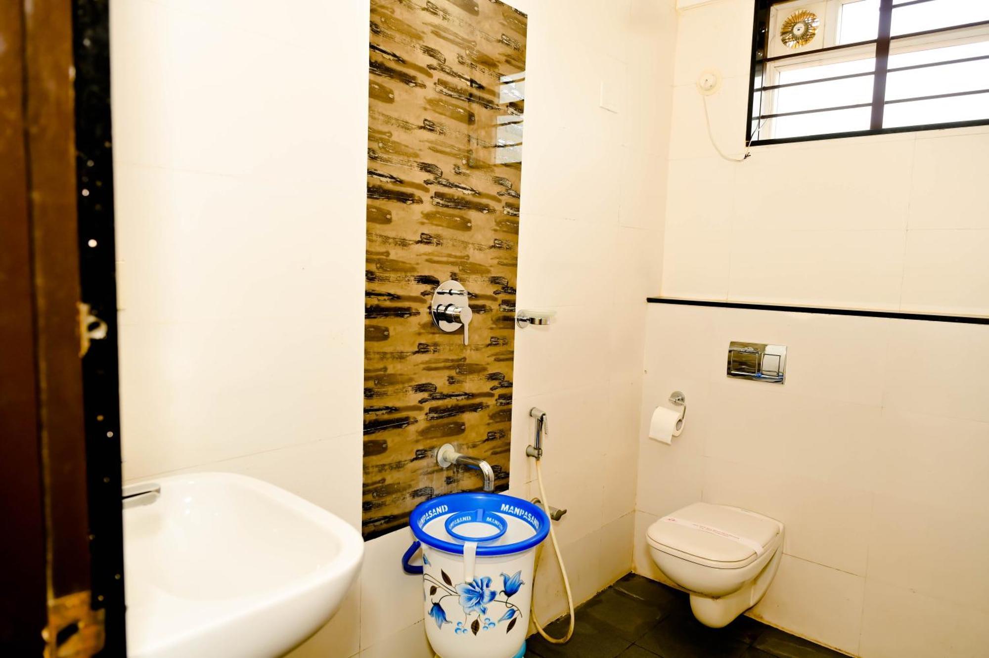 Hotel Townhouse Mk Chikmagalūr Esterno foto
