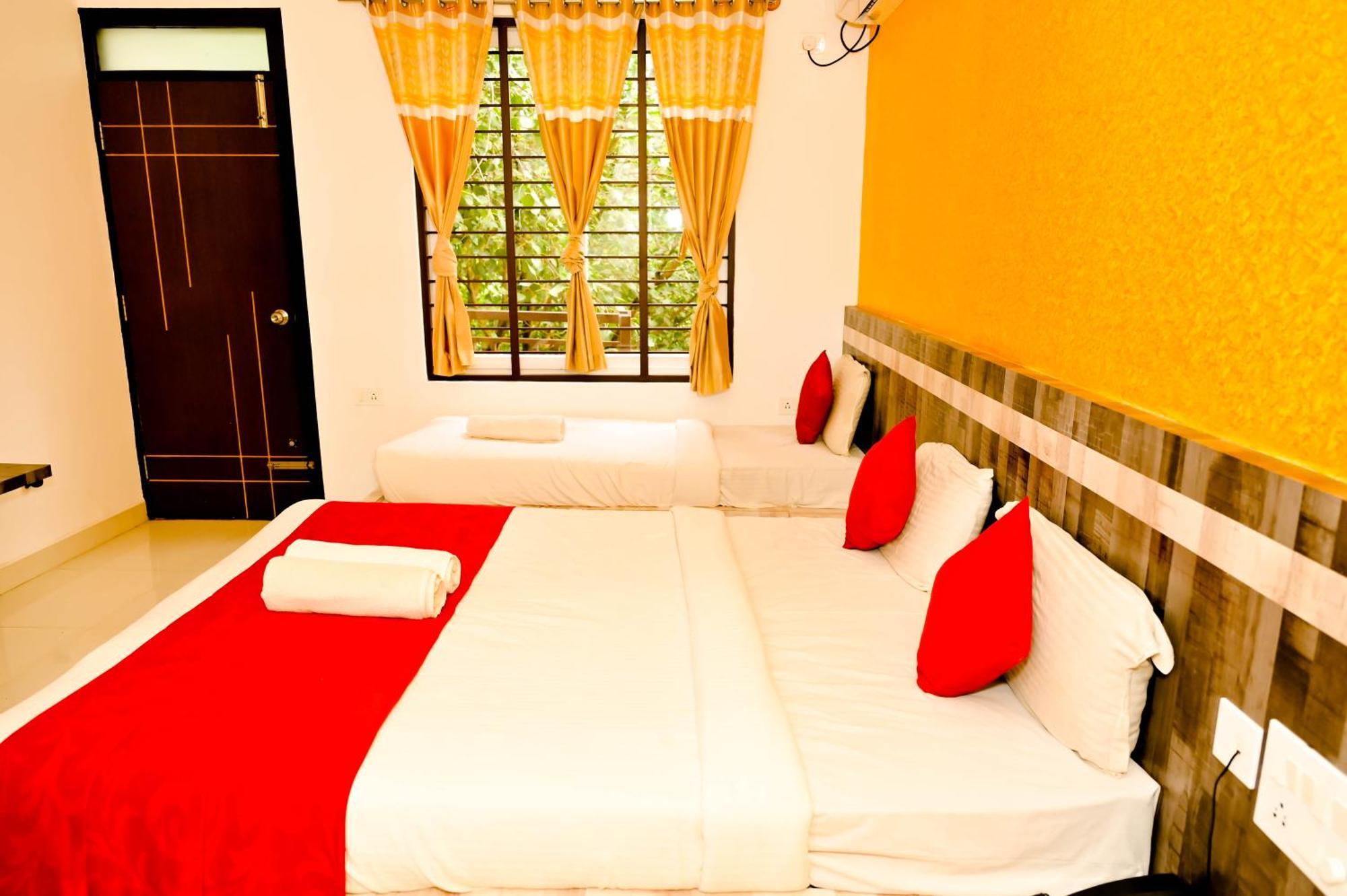 Hotel Townhouse Mk Chikmagalūr Esterno foto