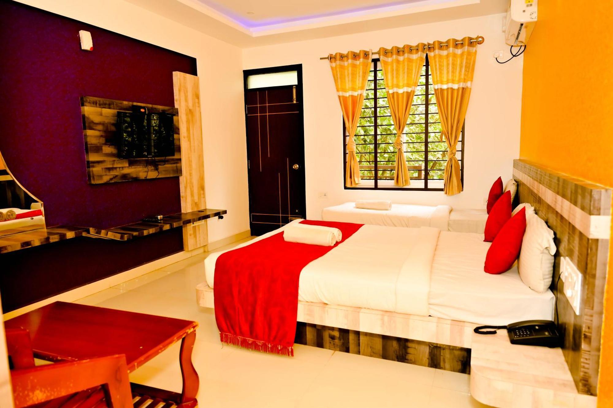 Hotel Townhouse Mk Chikmagalūr Esterno foto