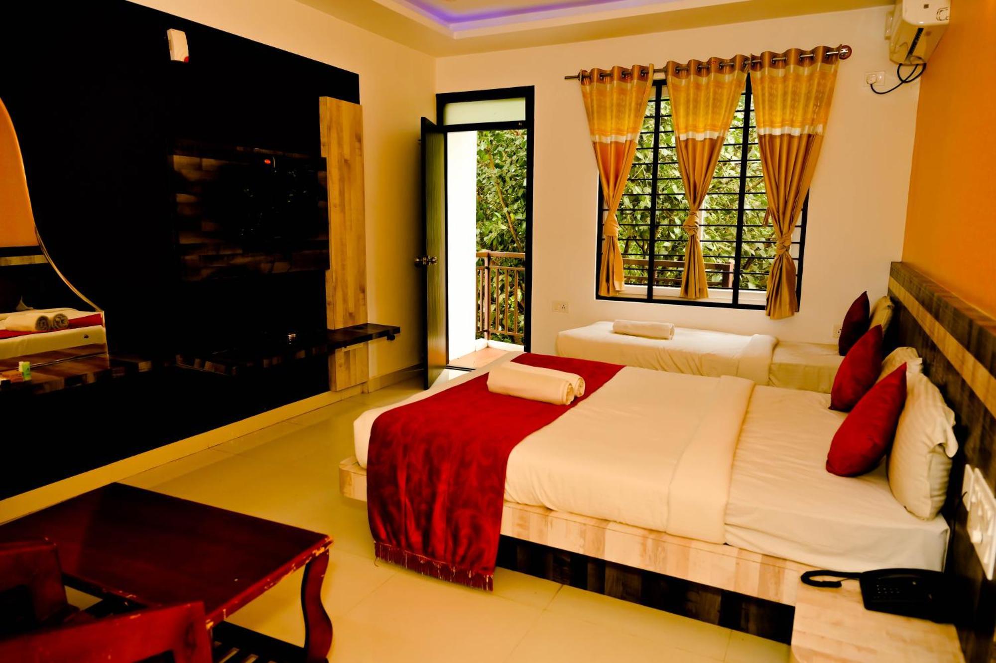 Hotel Townhouse Mk Chikmagalūr Esterno foto