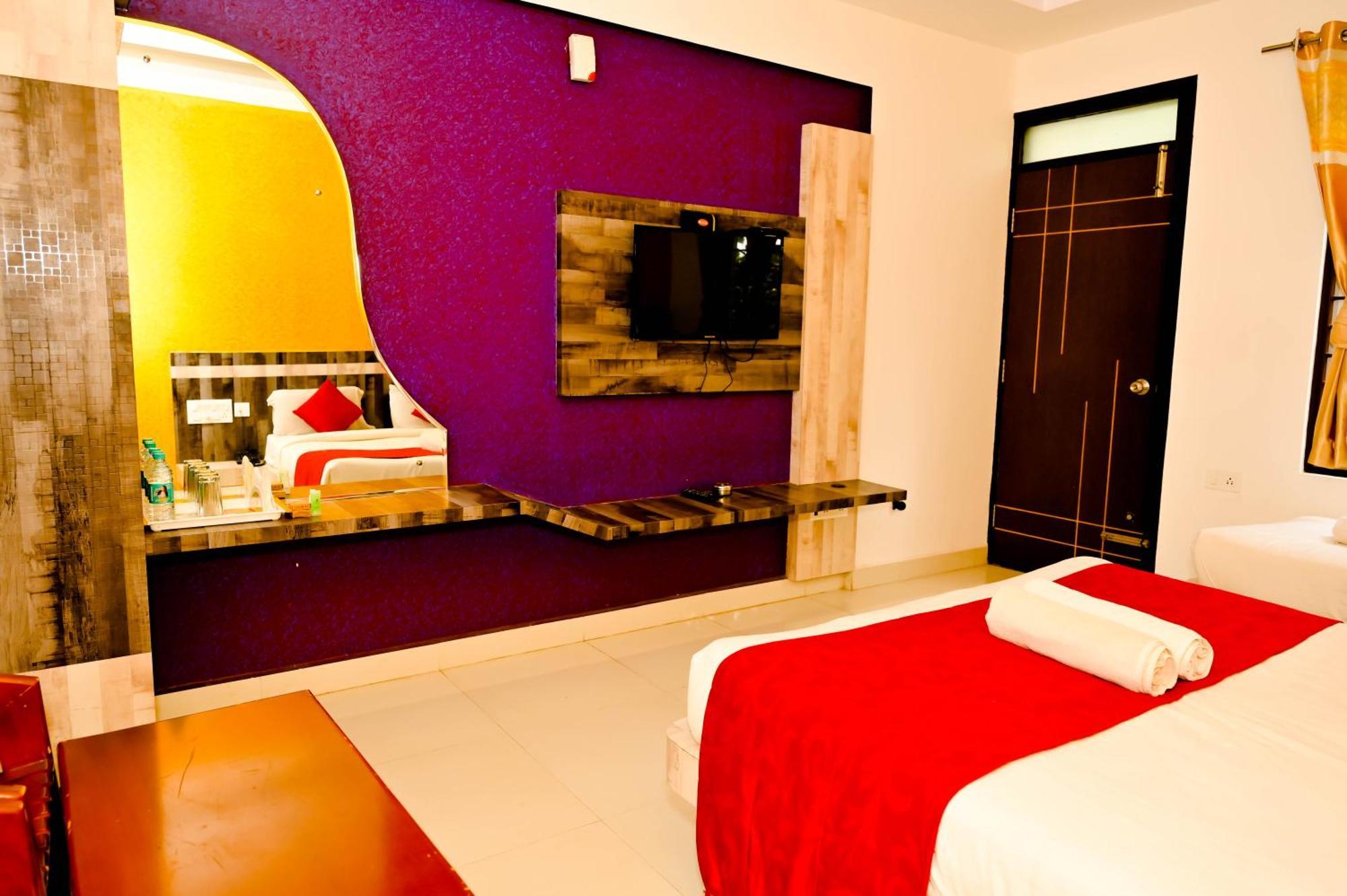 Hotel Townhouse Mk Chikmagalūr Esterno foto