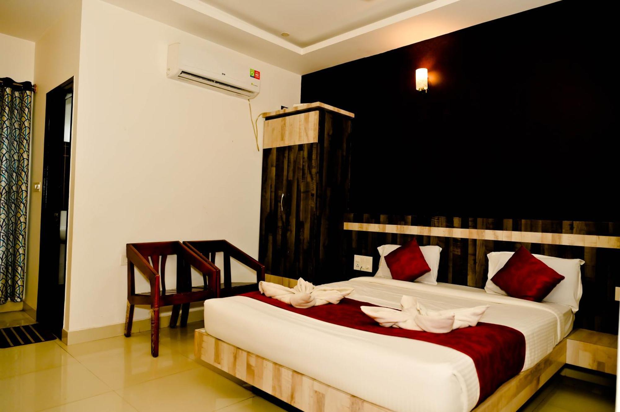 Hotel Townhouse Mk Chikmagalūr Esterno foto