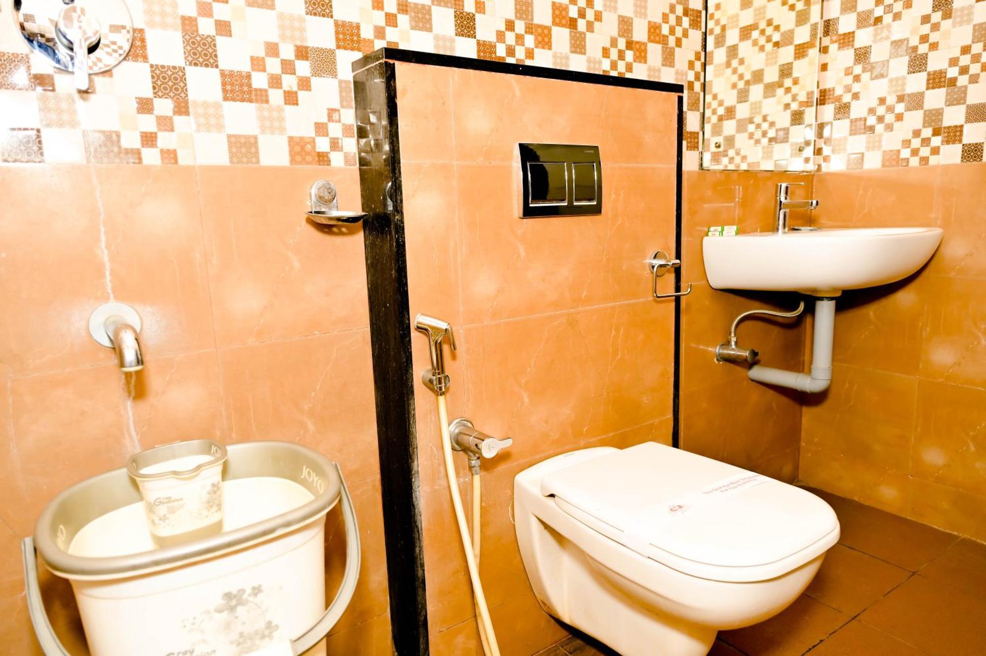 Hotel Townhouse Mk Chikmagalūr Esterno foto